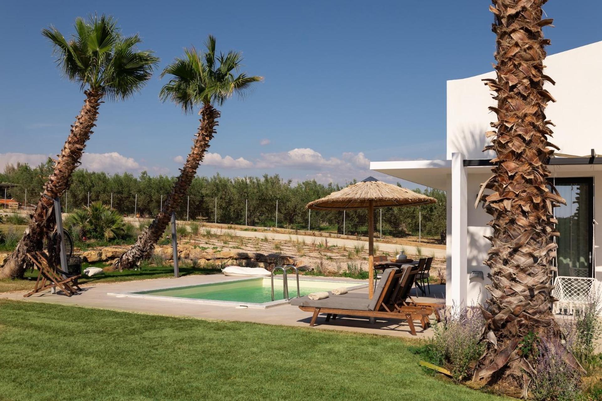 Flamingo View Suites & Villas Nea Poteidaia Exterior foto